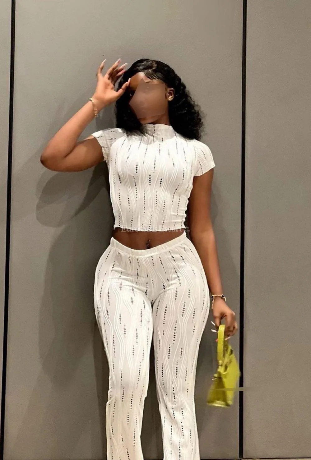 Zoila Swelling - Escort London