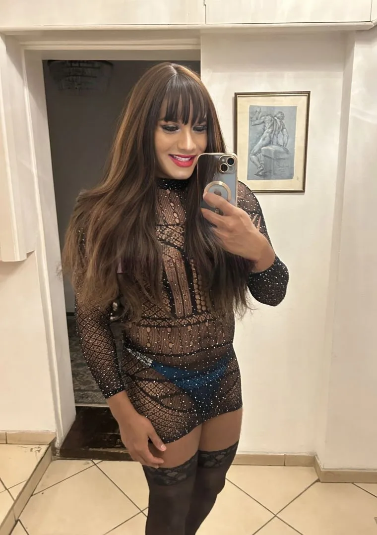 Naty monteiro escort London