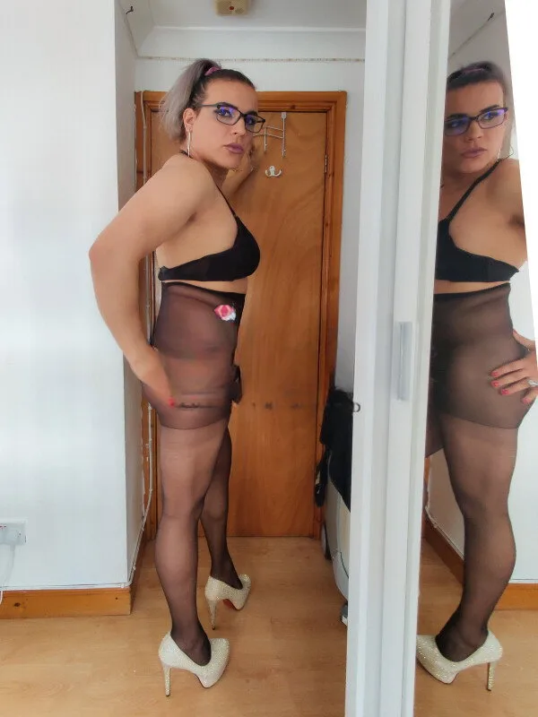 Big Cock Elza escort London
